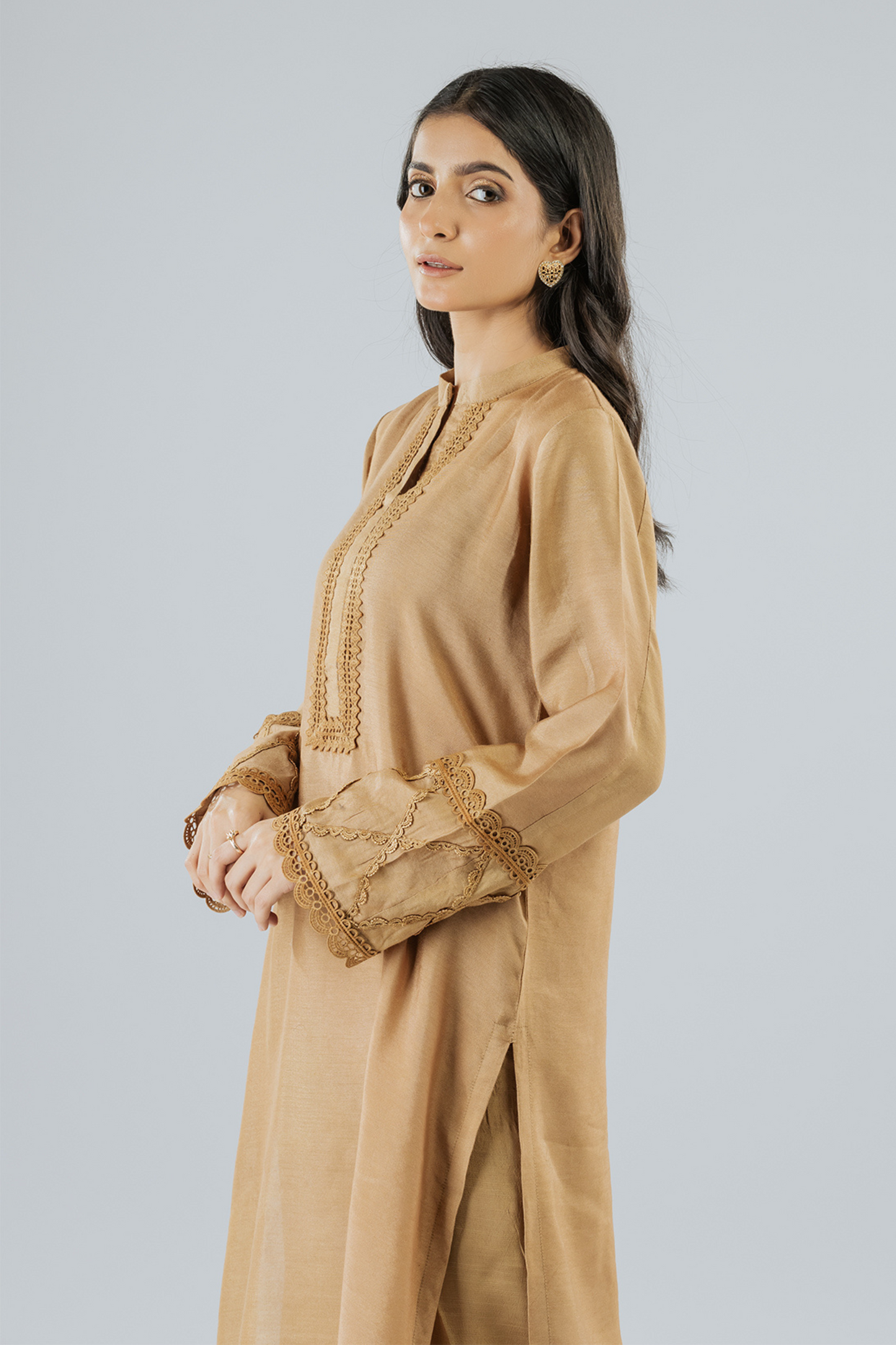 SURI - Taha Khan